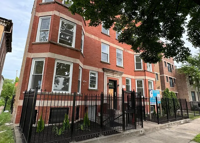 Bright Modern 2br, Close To Downtown * Chicago